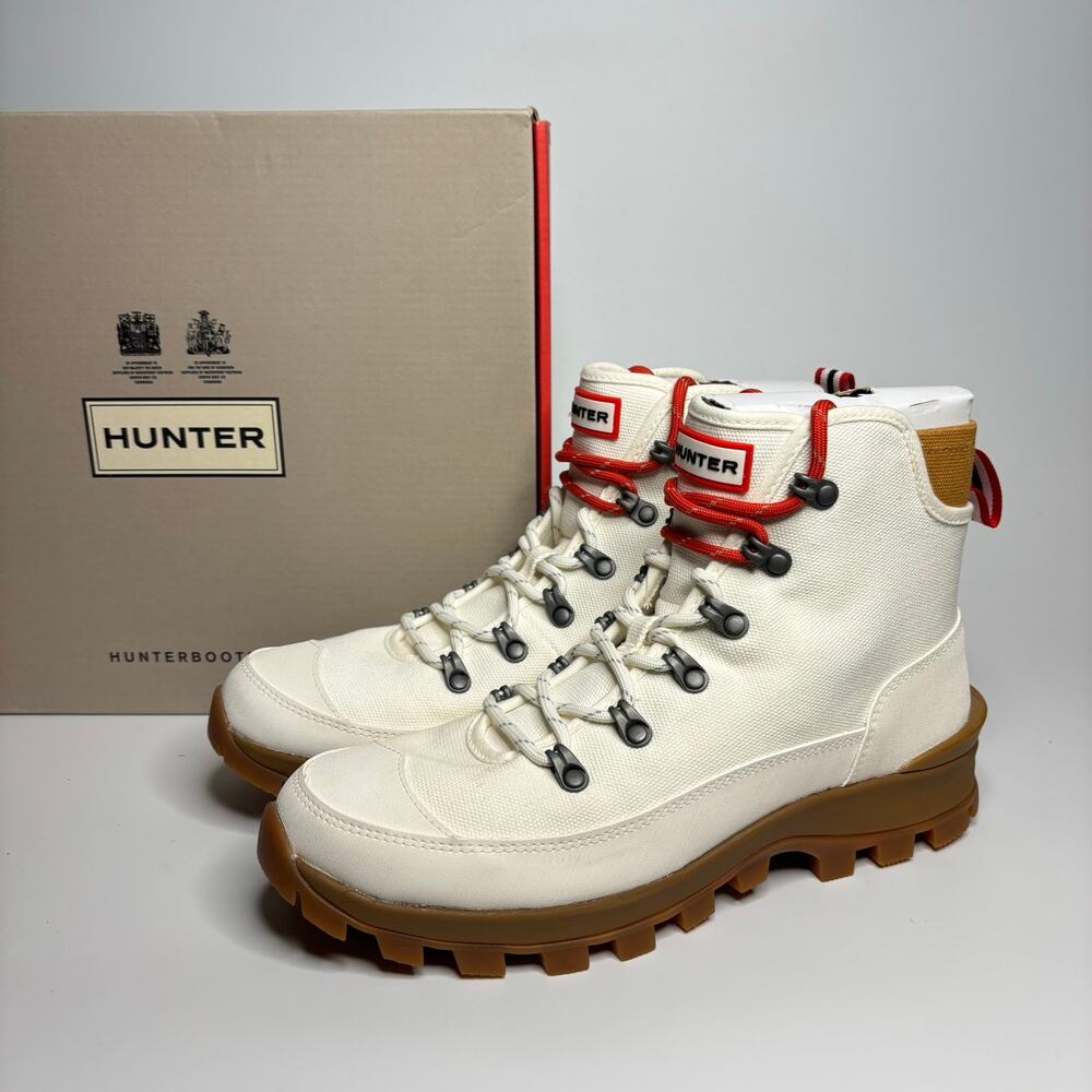 Hunter Canvas Desert Commando Boot in Natural